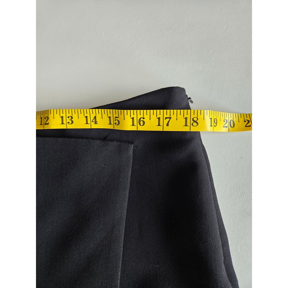 GUESS Black Stretch Mini Skort XL Y2K Tailored Office Siren Minimalist Clubwear - Picture 8 of 10